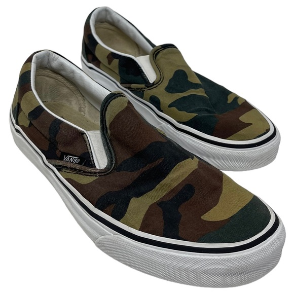 Vans Shoes - Vans Classic Camo Men ‘s 6.5 Women’s 8 Shoes Slip On Green Sneakers Off The Wall
